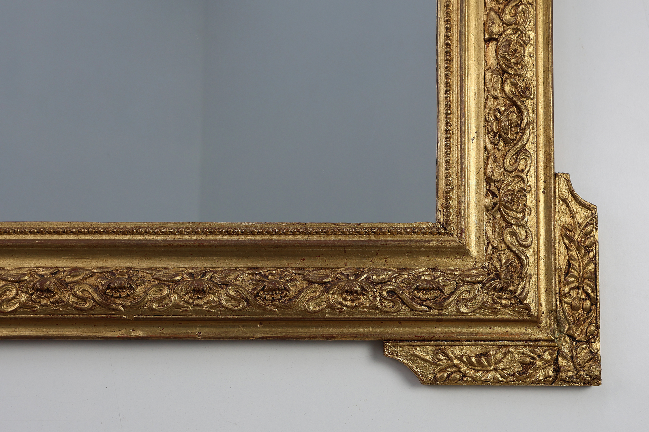 French rococo style richly sculpted gilted oak mirror, 19th century thumbnail